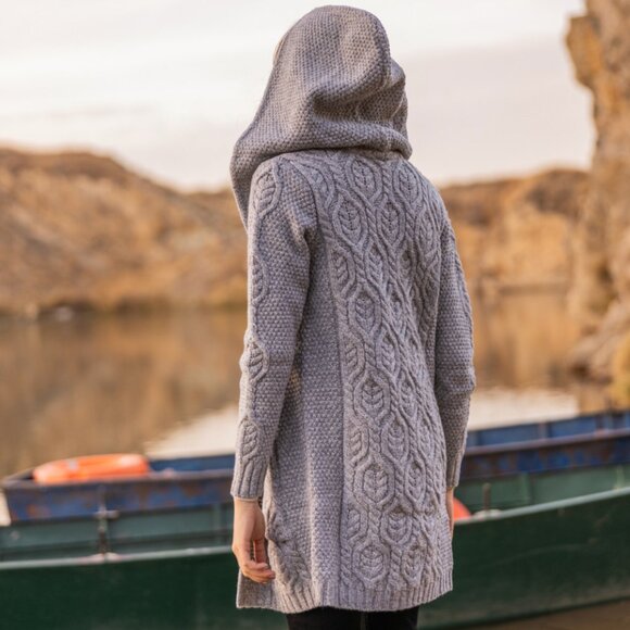 Saol Ireland 100% Merino Wool Long Line Cardigan Cable Knit Hood Gray Size Large - Picture 3 of 13